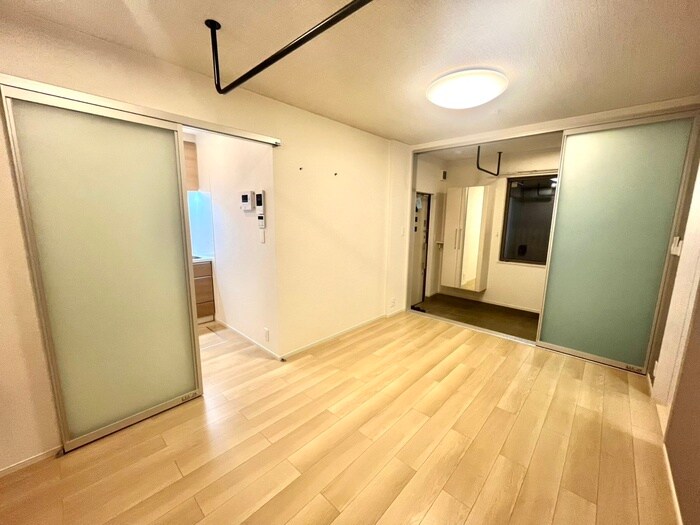 物件内観写真9　(居室)