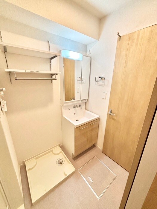 物件内観写真10　(洗面)