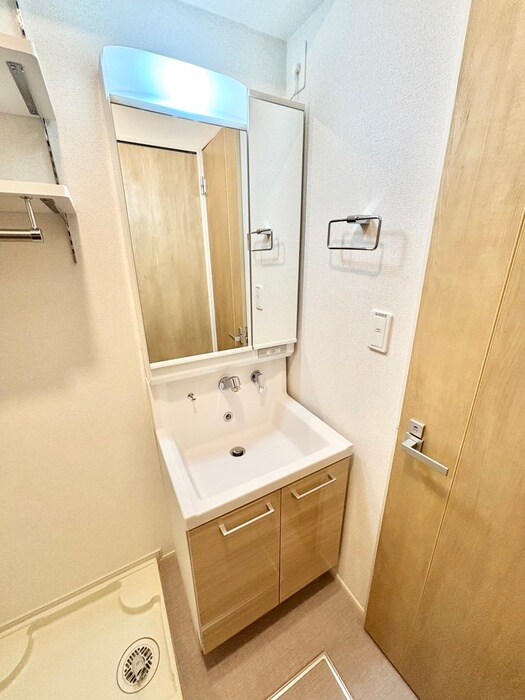 物件内観写真12　(洗面)