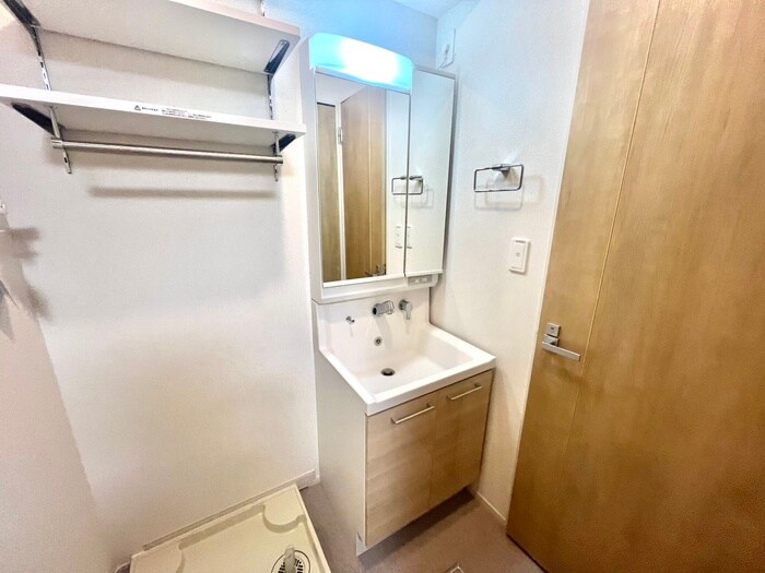 物件内観写真14　(洗面)