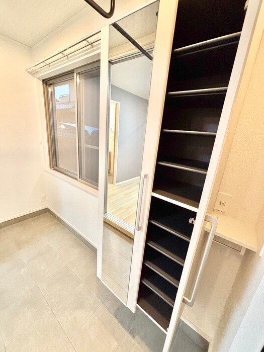 物件内観写真14　(靴箱)