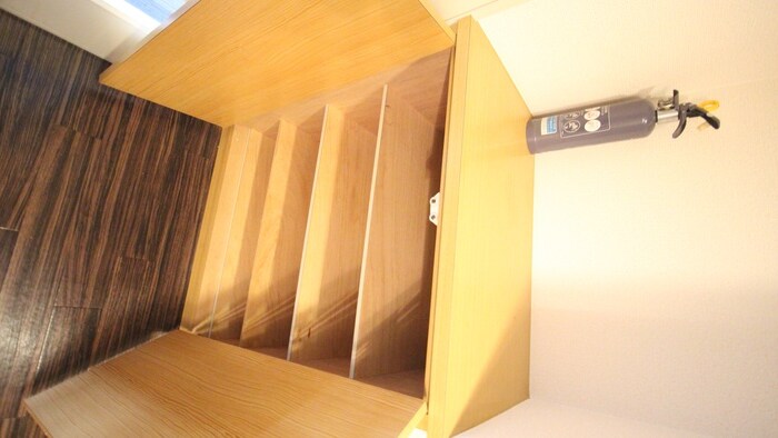 物件内観写真15　(靴箱)