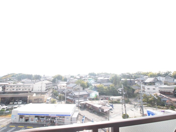 物件内観写真16　(室内からの展望)