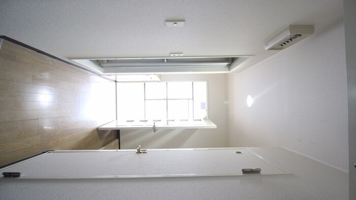 物件内観写真17　(廊下)