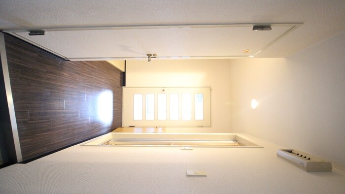 物件内観写真18　(廊下)