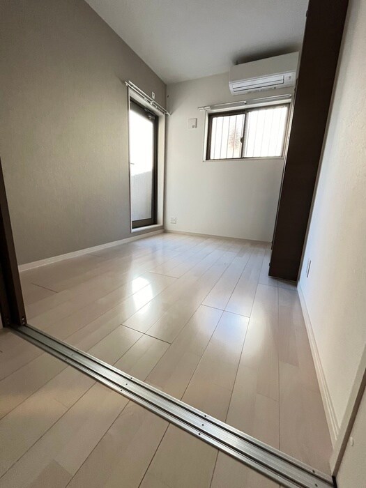 物件内観写真13　(居室)