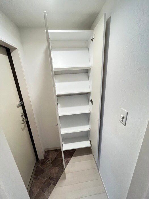 物件内観写真17　(靴箱)