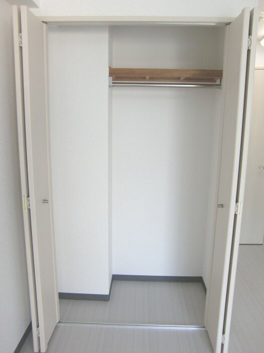 物件内観写真14　(収納)