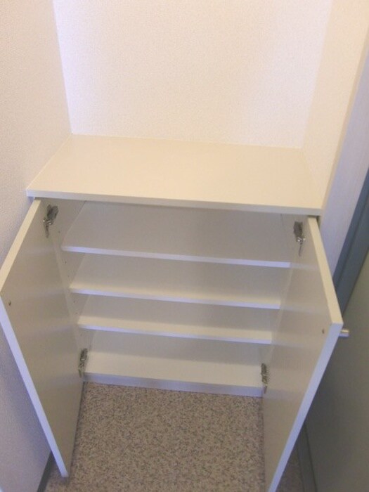 物件内観写真17　(靴箱)