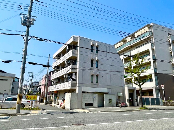 物件外観写真1　(外観写真)