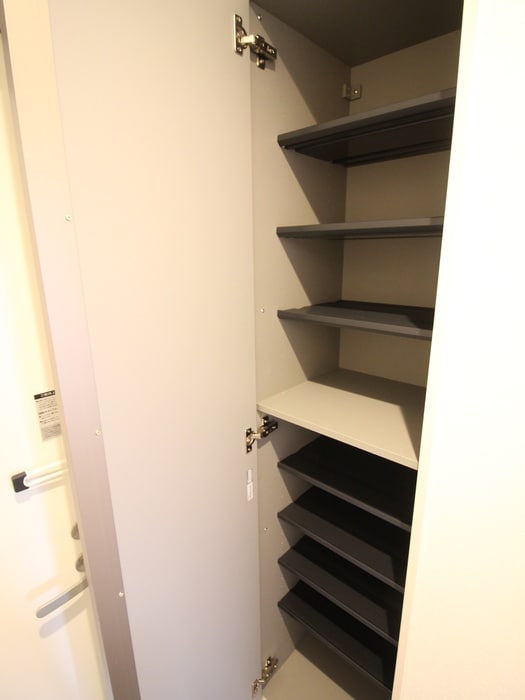 物件内観写真16　(靴箱)