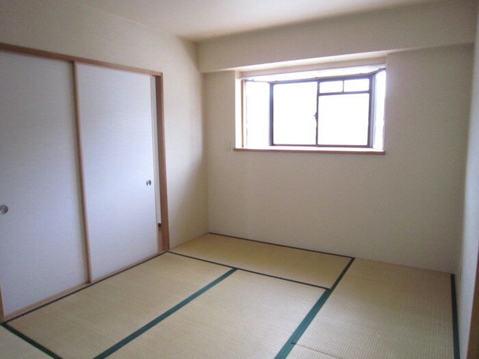 物件内観写真12　(居室)