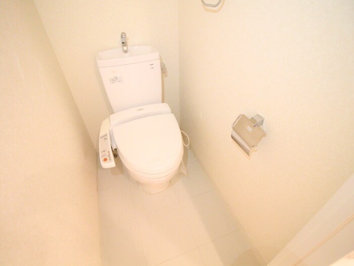 物件内観写真9　(トイレ)