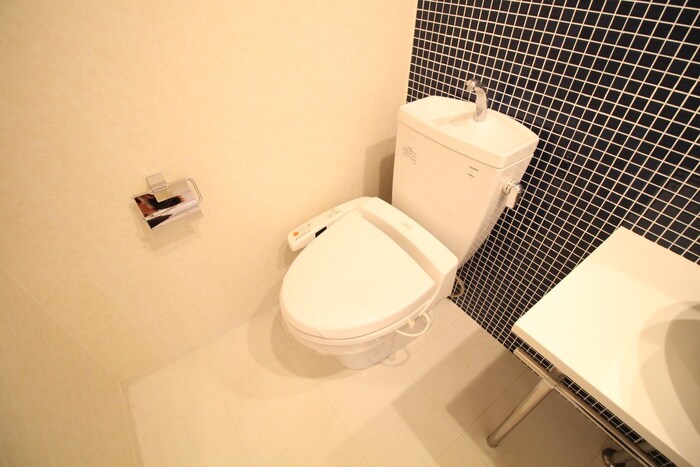 物件内観写真10　(トイレ)