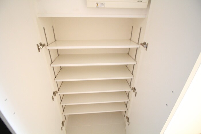 物件内観写真14　(靴箱)