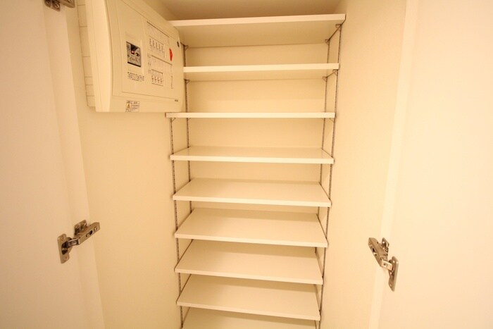 物件内観写真15　(靴箱)