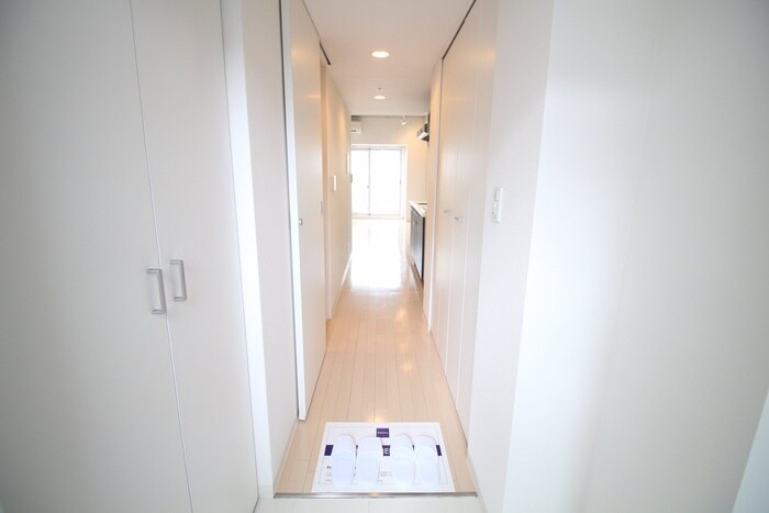 物件内観写真16　(廊下)