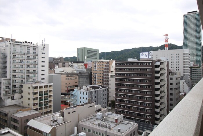 物件内観写真16　(室内からの展望)