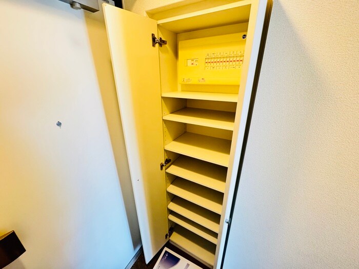 物件内観写真16　(靴箱)