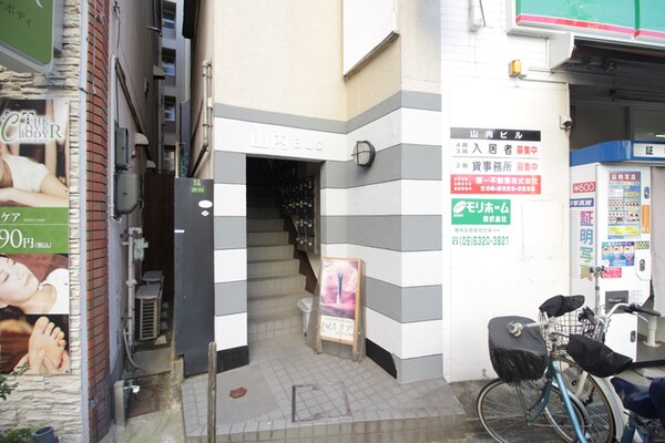 エントランス部分