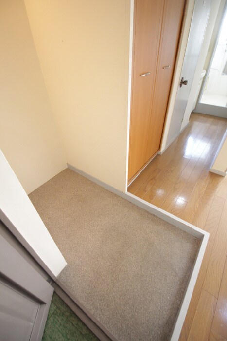 物件内観写真19　(玄関)