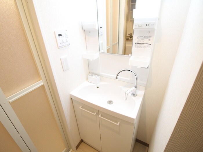 物件内観写真11　(洗面)