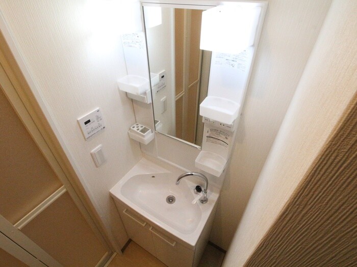 物件内観写真12　(洗面)