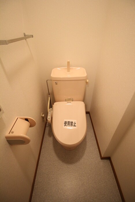 物件内観写真11　(トイレ)