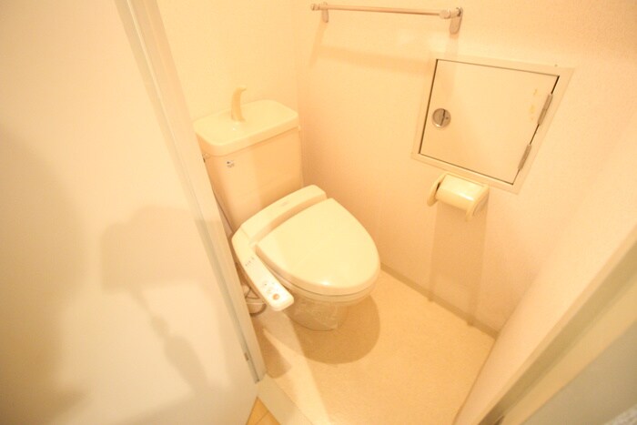 物件内観写真12　(トイレ)