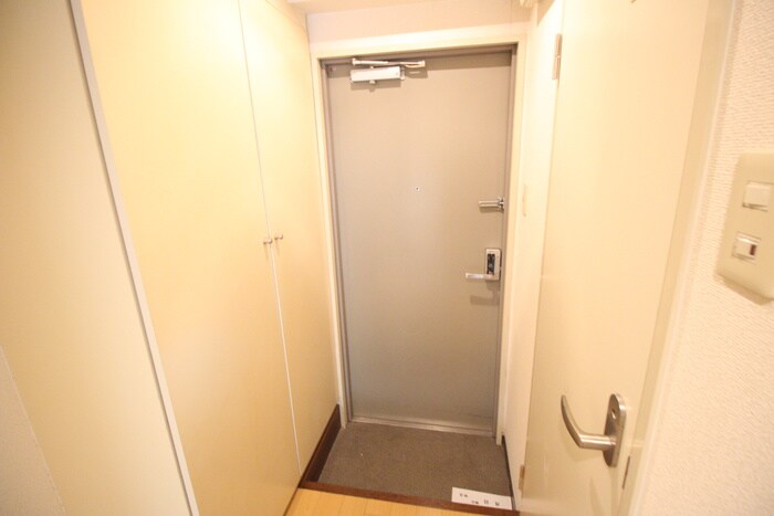 物件内観写真17　(室内からの展望)