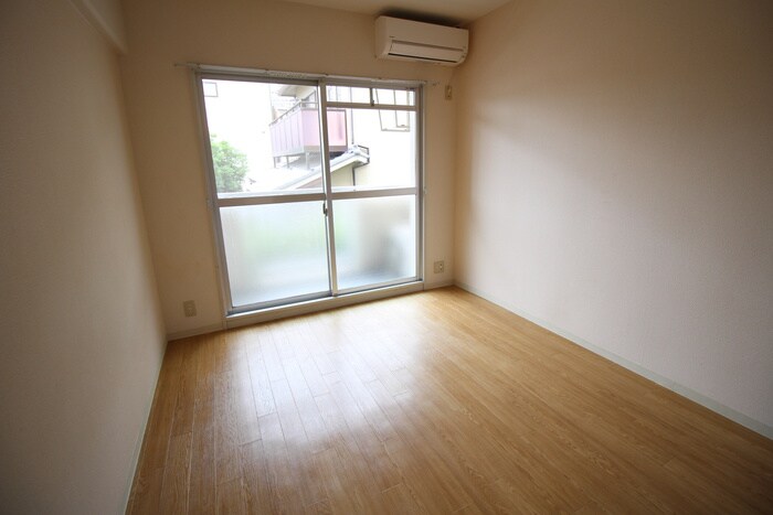 物件内観写真22　(居室)