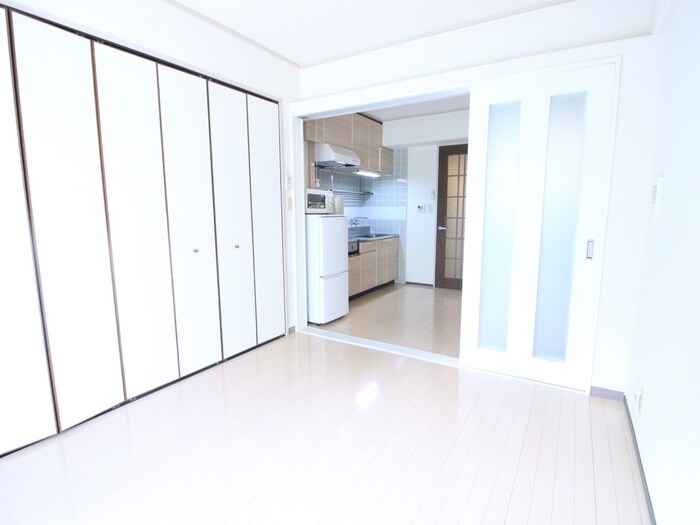 物件内観写真7　(居室)