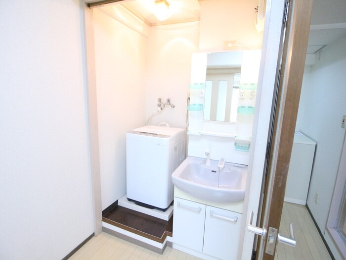 物件内観写真9　(洗面)