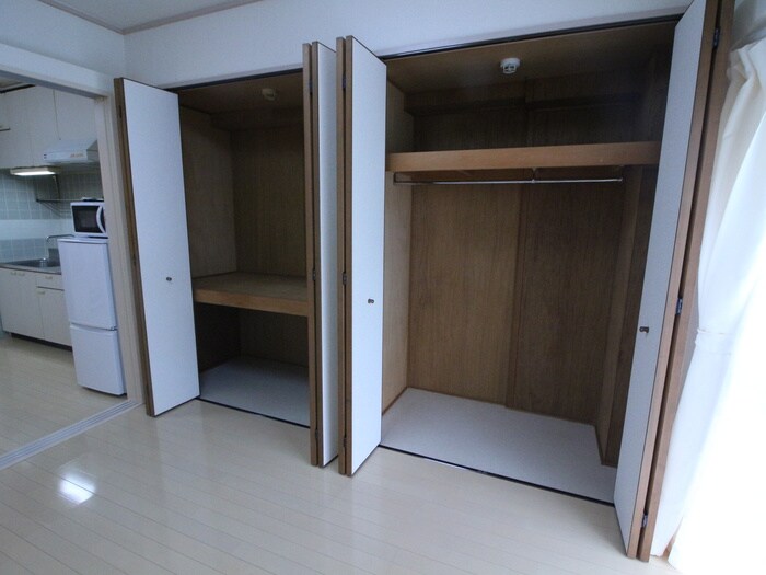 物件内観写真13　(収納)