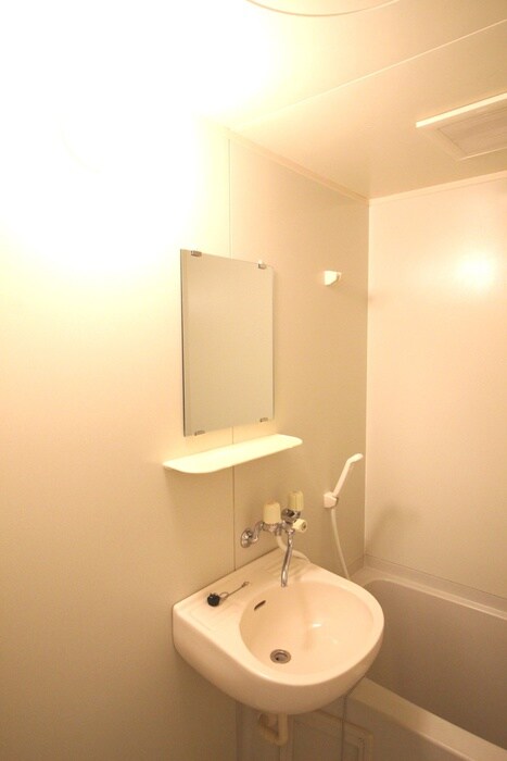 物件内観写真9　(洗面)