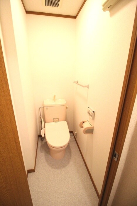 物件内観写真11　(トイレ)