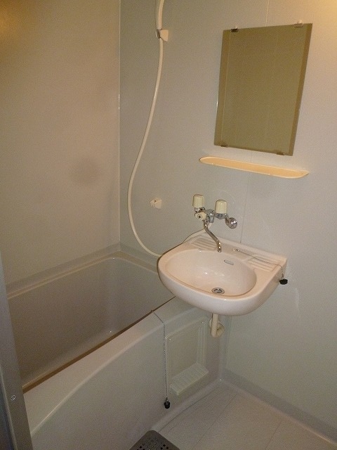 バス／シャワールーム等