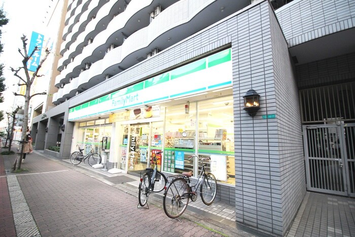 ファミリーマート