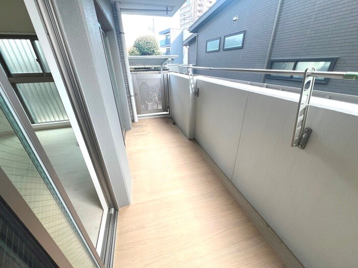 物件内観写真16　(ベランダ・バルコニー)