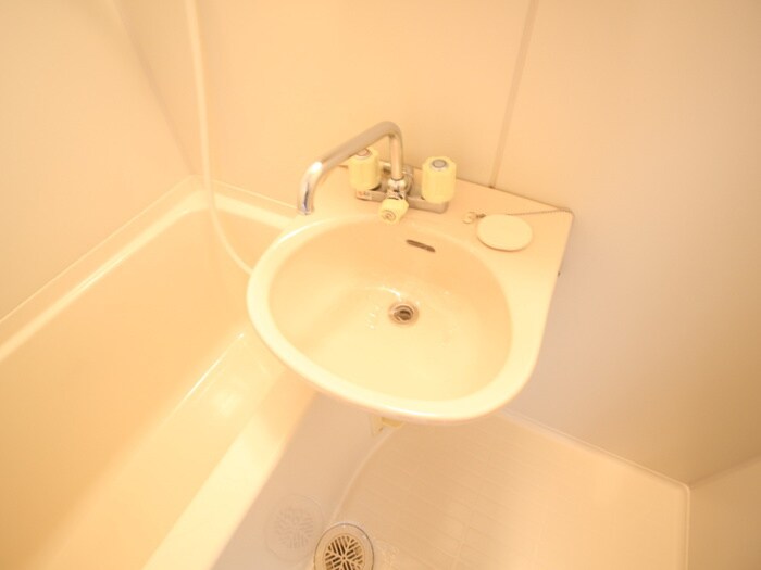 物件内観写真9　(洗面)