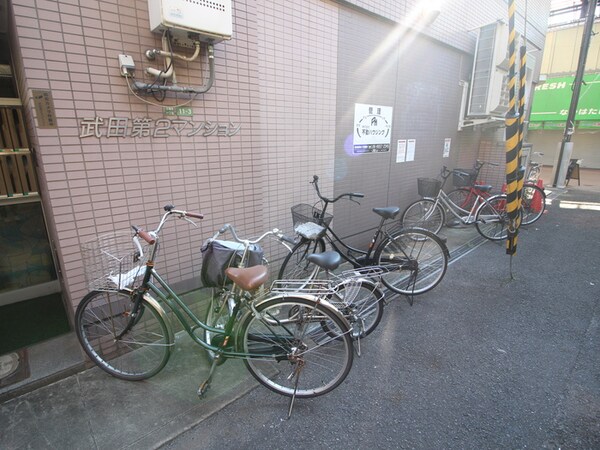駐輪場