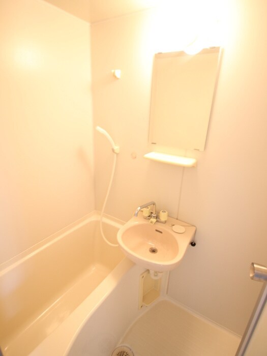 物件内観写真11　(洗面)