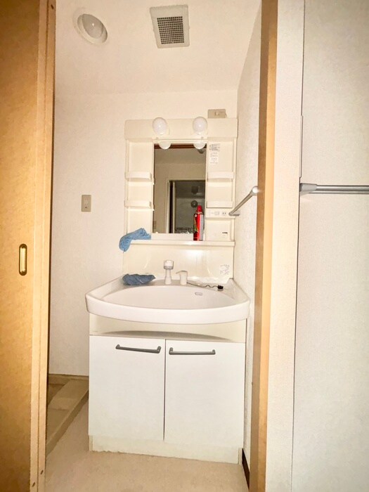 物件内観写真6　(洗面)