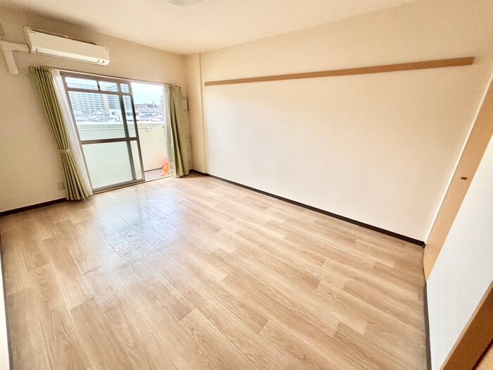 物件内観写真7　(居室)