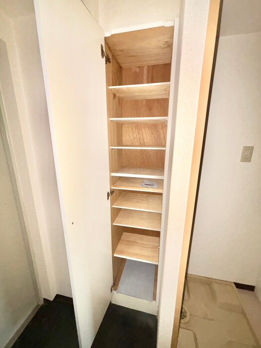 物件内観写真14　(靴箱)