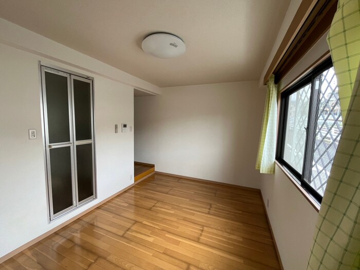 物件内観写真9　(居室)