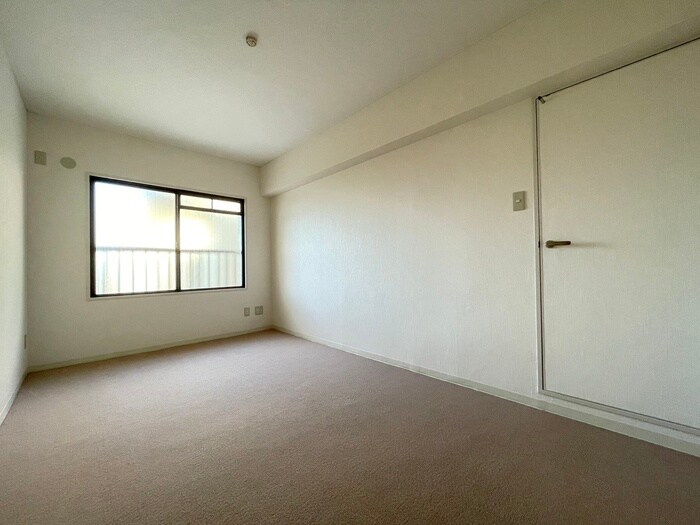 物件内観写真11　(居室)