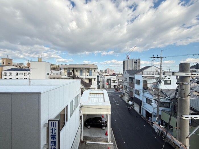 物件内観写真17　(室内からの展望)