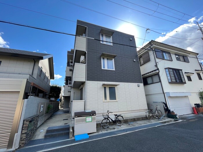 物件外観写真6　(外観写真)