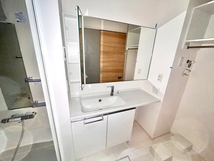 物件内観写真13　(洗面)